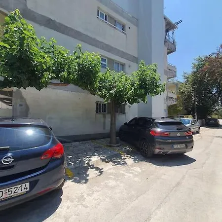 εξοχικό διαμέρισμα *